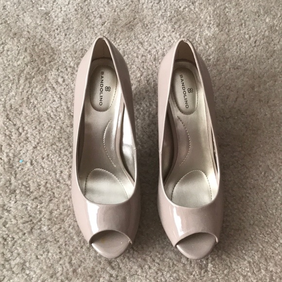 Bandolino Shoes - Nude open toed heels
